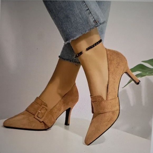 Tan Suede Heels - Picture 1 of 6